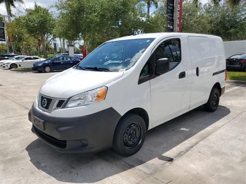 2019 Nissan NV200 S