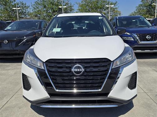 2025 Nissan Kicks Play S