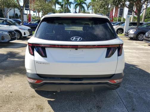 2022 Hyundai TUCSON SEL