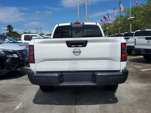 2026 Nissan Frontier S
