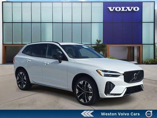Crystal White 2026 Volvo XC60 B5 Plus