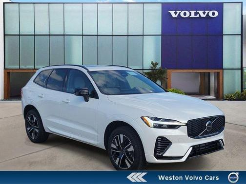 2026 Volvo XC60 Plug-In Hybrid T8 Core