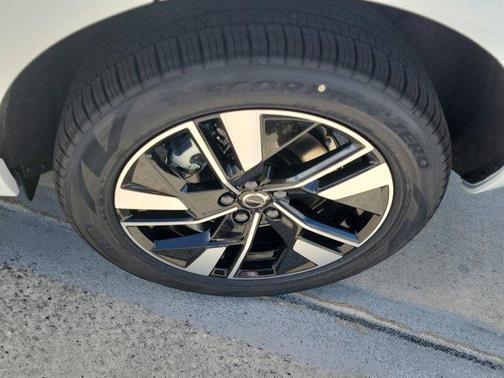 2026 Volvo XC60 Plug-In Hybrid T8 Core