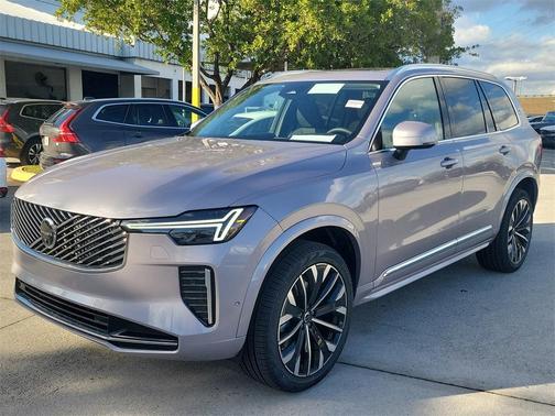 2026 Volvo XC90 B5 Plus 7-Seater