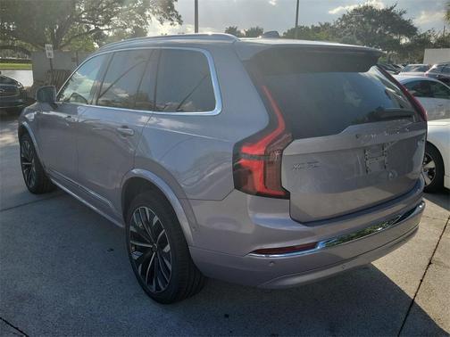 2026 Volvo XC90 B5 Plus 7-Seater