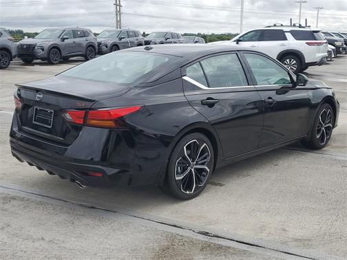 Black 2026 Nissan Altima 2.5 SR