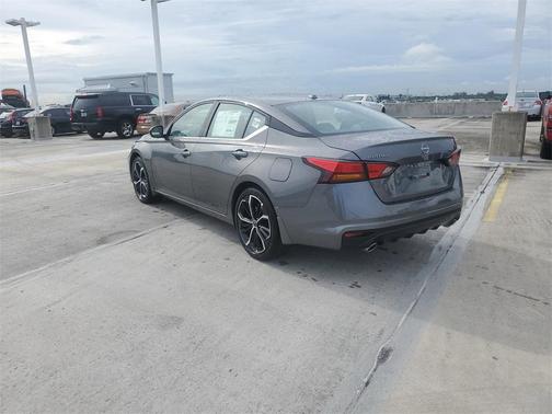 2025 Nissan Altima SR