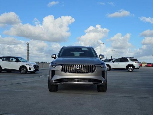 2026 Volvo XC90 B6 Ultra 6-Seater