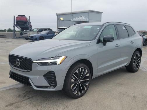 2026 Volvo XC60 B5 Ultra