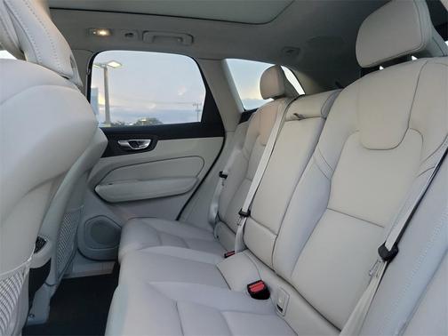 2026 Volvo XC60