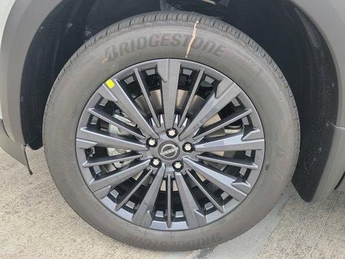 Pearl 2026 Nissan Pathfinder SL