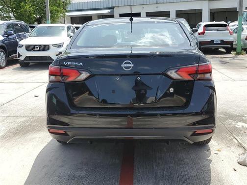 2025 Nissan Versa S