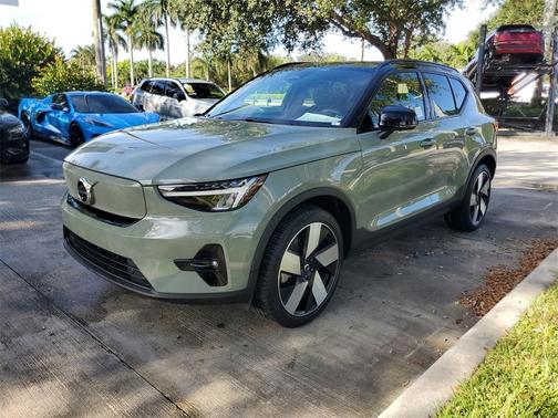 2023 Volvo XC40 Recharge Pure Electric Twin Plus