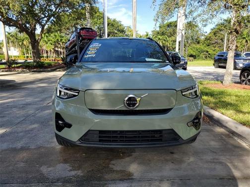 2023 Volvo XC40 Recharge Pure Electric Twin Plus