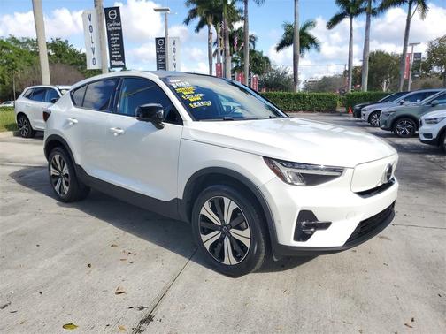 2023 Volvo C40 Recharge Pure Electric Twin Plus