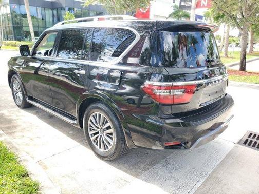 2022 Nissan Armada SV