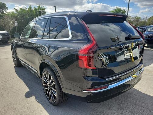 2026 Volvo XC90 B5 Plus 7-Seater