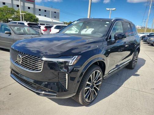 2026 Volvo XC90 B5 Plus 7-Seater