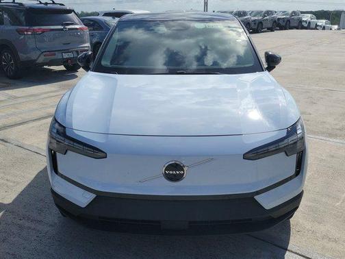Cloud 9 White 2026 Volvo EX30 Twin Motor Ultra