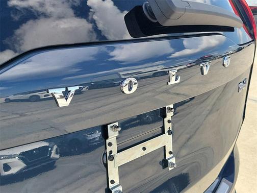 2026 Volvo XC90 B6 Ultra Dark Theme 7-Seater