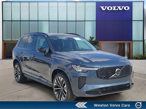 2026 Volvo XC90 B6 Ultra Dark Theme 7-Seater