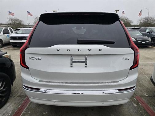 2025 Volvo XC90 Plug-In Hybrid T8 Plus 7-Seater