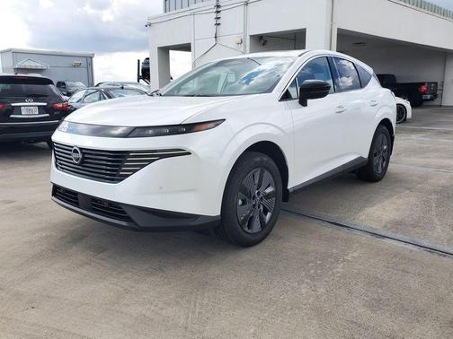 Everest White P 2026 Nissan Murano SL