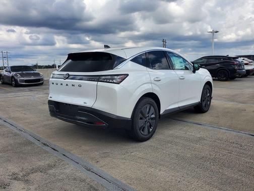 Everest White P 2026 Nissan Murano SL