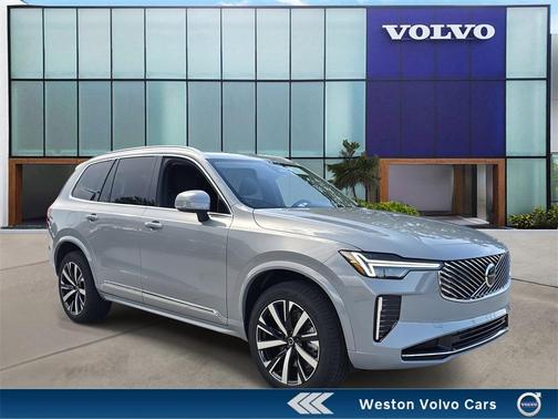 2025 Volvo XC90 B6 Core