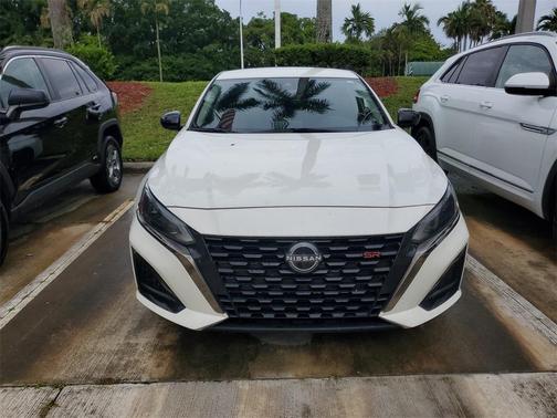 2023 Nissan Altima 2.5 SR
