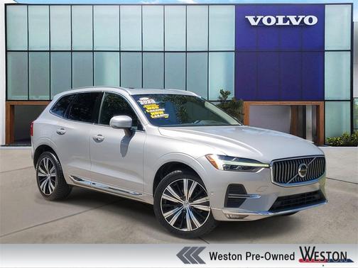 2023 Volvo XC60 B5 Plus Bright Theme