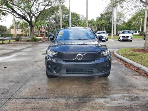 2023 Volvo C40 Recharge Pure Electric Twin Plus