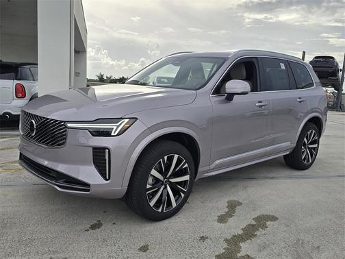 2026 Volvo XC90 B5 Core