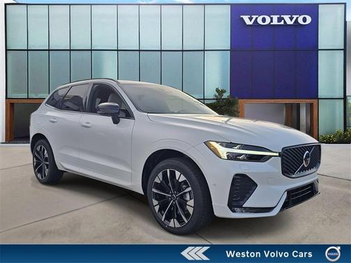 2026 Volvo XC60 B5 Plus