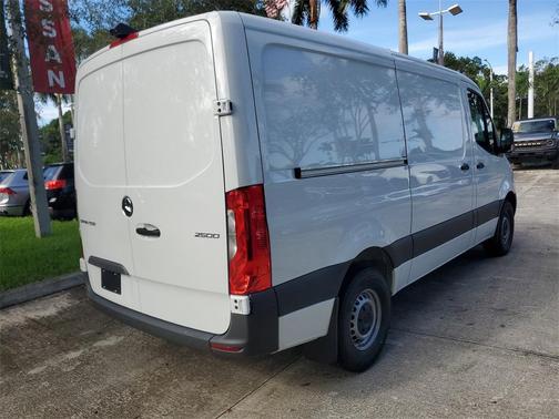 2025 Mercedes-Benz Sprinter 2500 144 WB