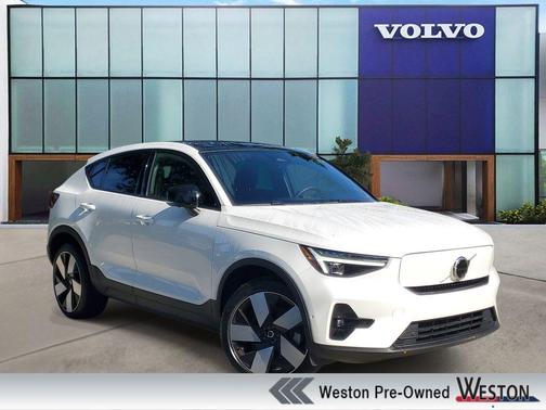 Crystal White 2023 Volvo C40 Recharge Pure Electric Twin Ultimate
