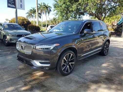 2023 Volvo XC90 B6 Plus 6-Seater