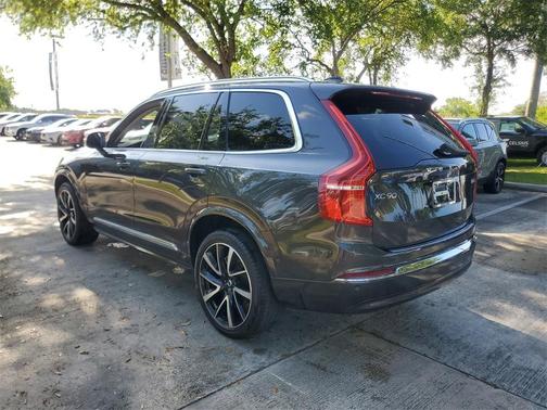 2023 Volvo XC90 B6 Plus 6-Seater