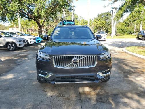 2023 Volvo XC90 B6 Plus 6-Seater