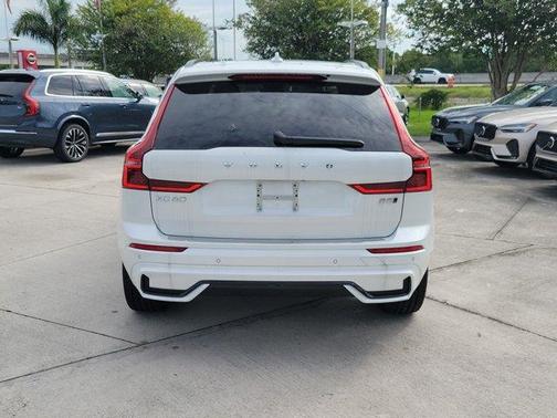 Crystal White 2026 Volvo XC60 B5 Plus