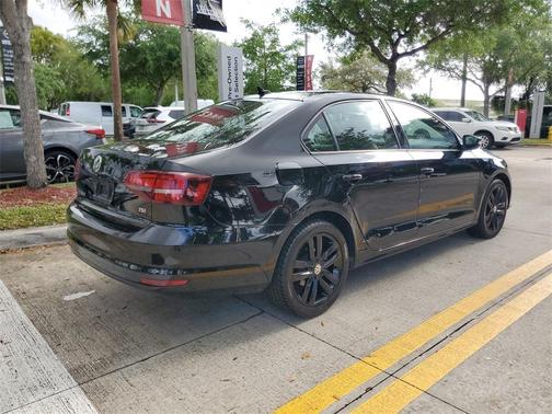 Black 2018 Volkswagen Jetta 1.8T SE Sport