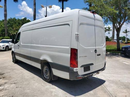 2023 Mercedes-Benz Sprinter 2500 170 WB