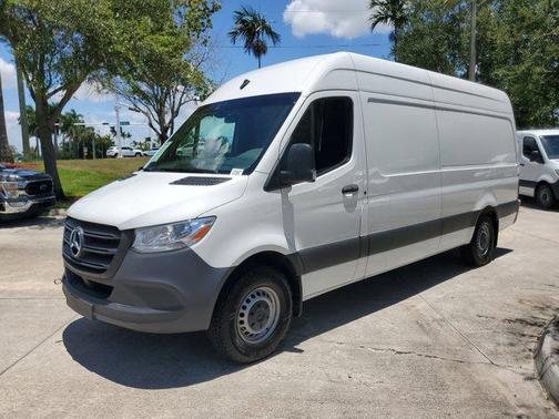 2023 Mercedes-Benz Sprinter 2500 170 WB