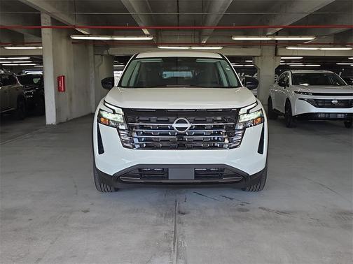 2026 Nissan Pathfinder S