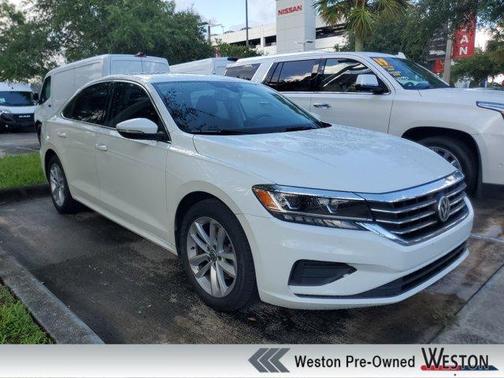 Pure White 2020 Volkswagen Passat 2.0T SE