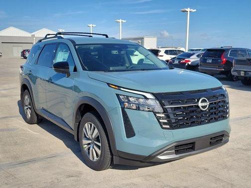 Baltic 2026 Nissan Pathfinder SL
