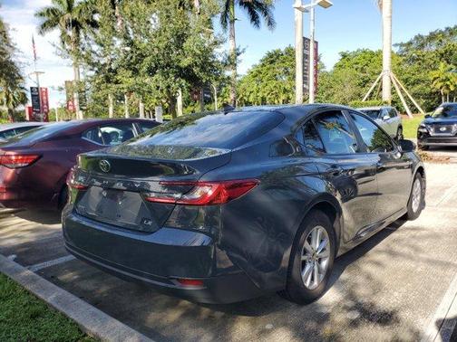 Metal 2025 Toyota Camry LE