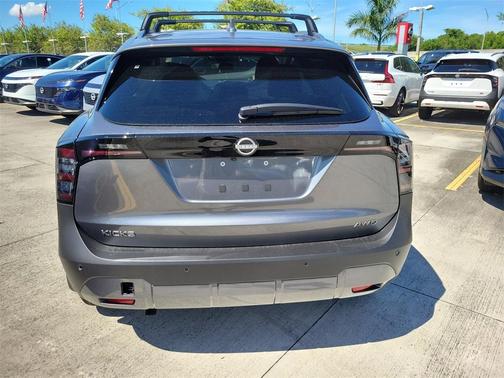 2025 Nissan Kicks SV
