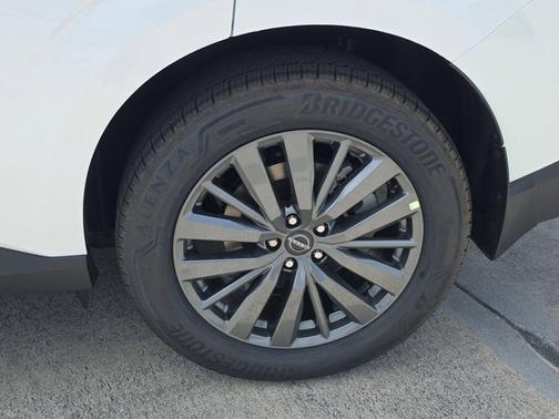 Everest White P 2026 Nissan Murano SL