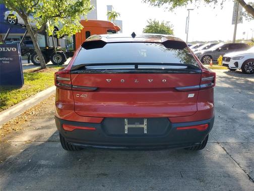 2023 Volvo C40 Recharge Pure Electric Twin Ultimate